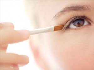 mitos-y-verdades-sobre-el-maquillaje-1-size-3